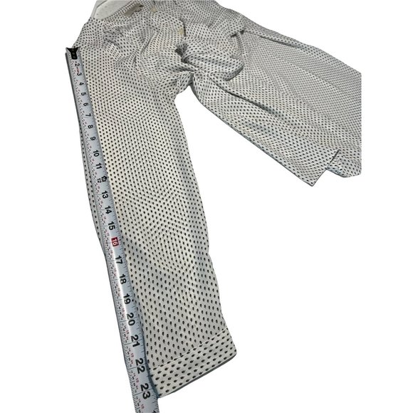 LOFT BLOUSE SIZE: MEDIUM - Picture 6 of 9